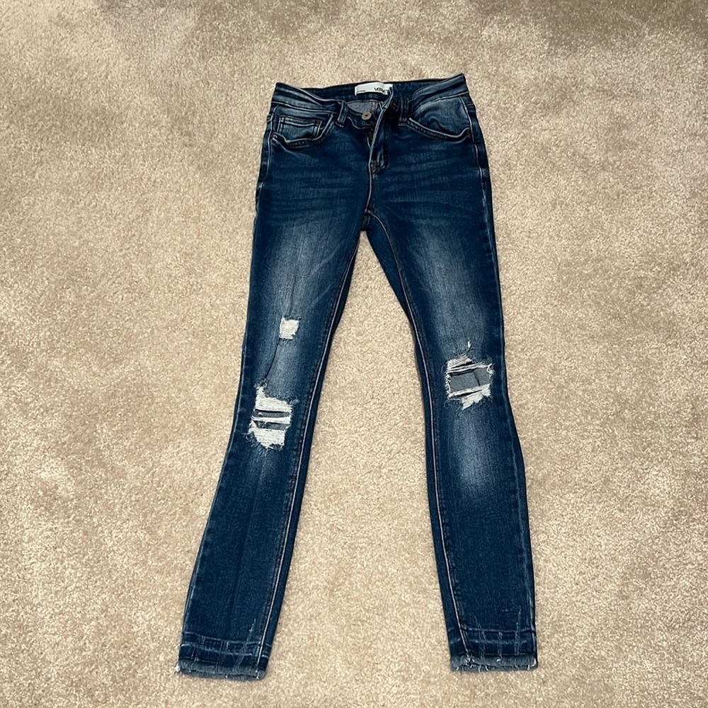 Vervet Distressed Denim